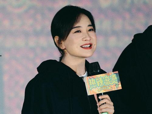 爆料贾玲最新照片,笑容甜美尽显女神范儿 第3张 爆料贾玲最新照片,笑容甜美尽显女神范儿 第3张